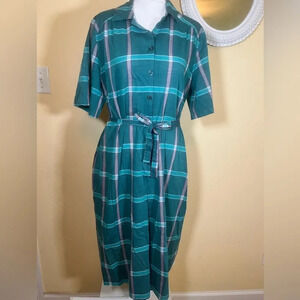 Sz 16 1960s Vintage Scottish Green Plaid Shirt House Dress by A Nancy Frock
